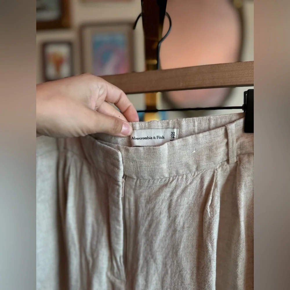 A&F Sloane Low Rise Tailored Linen-Blend Pant - Picture 2 of 9